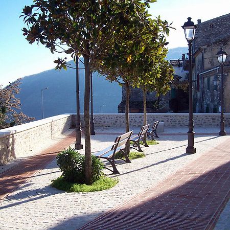 La Locanda Del Ruspante Castro dei Volsci Bagian luar foto