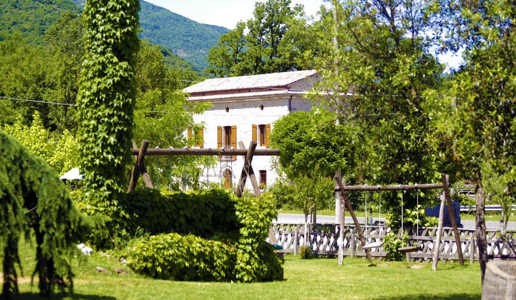La Locanda Del Ruspante Castro dei Volsci Bagian luar foto